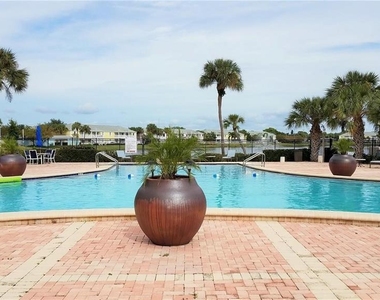 169 Pompano Drive Se - Photo Thumbnail 36