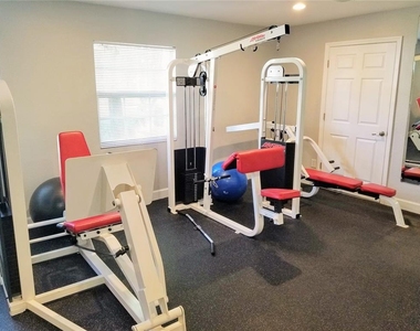 169 Pompano Drive Se - Photo Thumbnail 30