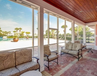 169 Pompano Drive Se - Photo Thumbnail 34
