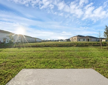 3054 Chantilly Drive - Photo Thumbnail 15