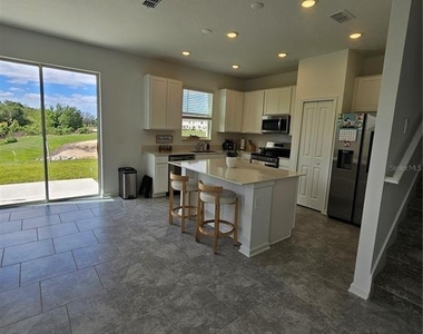 3054 Chantilly Drive - Photo Thumbnail 6