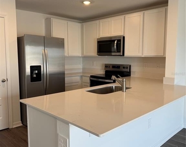 4622 Linda Drive - Photo Thumbnail 3