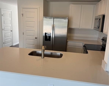 4622 Linda Drive - Photo Thumbnail 5