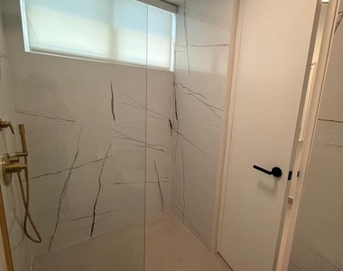 404 Constitucion Avenue - Photo Thumbnail 12