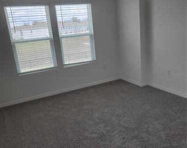 6534 Sw 82nd Loop - Photo Thumbnail 10