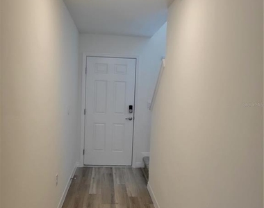 6534 Sw 82nd Loop - Photo Thumbnail 1