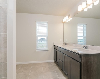 3734 Haddon Avenue - Photo Thumbnail 8