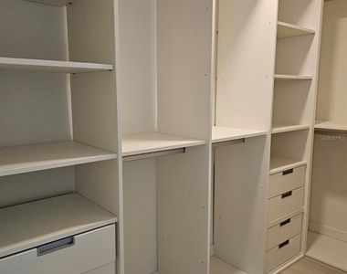 5587 Millenia Park Blvd - Photo Thumbnail 12