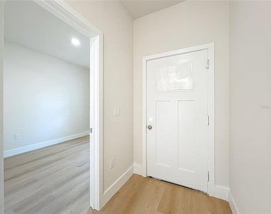 356 W 4th Street - Photo Thumbnail 30