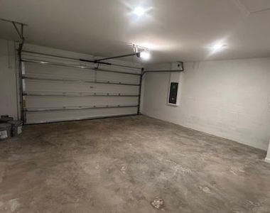 303 Artemis Street - Photo Thumbnail 31