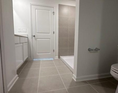 303 Artemis Street - Photo Thumbnail 26