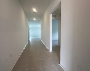 303 Artemis Street - Photo Thumbnail 3