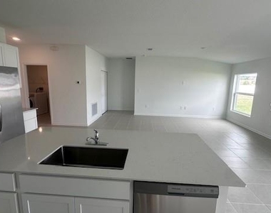 303 Artemis Street - Photo Thumbnail 19