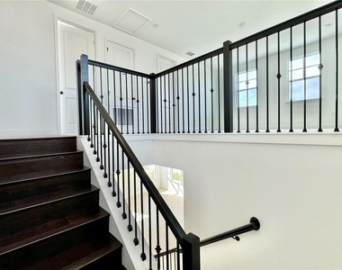 9726 Neruda Street - Photo Thumbnail 38