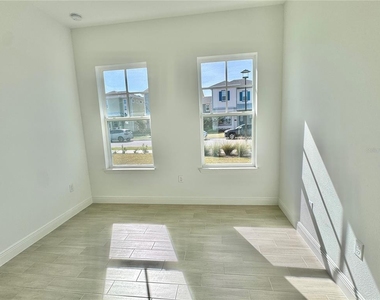 9726 Neruda Street - Photo Thumbnail 23