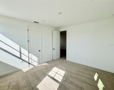 9726 Neruda Street - Photo Thumbnail 46