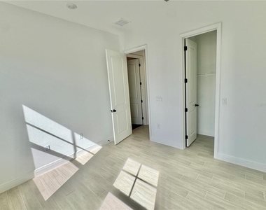 9726 Neruda Street - Photo Thumbnail 21