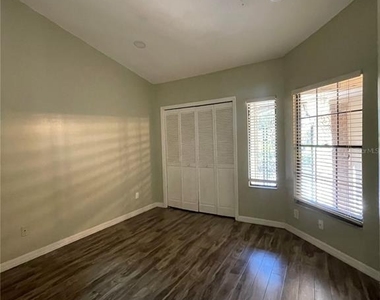 7652 Spring Bay Cove - Photo Thumbnail 19