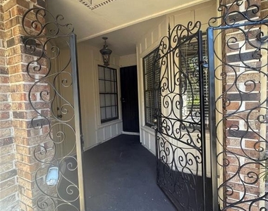 7652 Spring Bay Cove - Photo Thumbnail 3