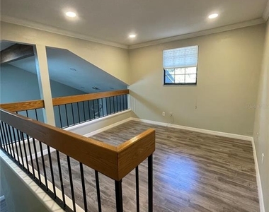 7652 Spring Bay Cove - Photo Thumbnail 22