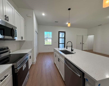 16090 Sw 35th Court Road - Photo Thumbnail 11