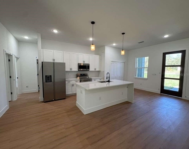 16090 Sw 35th Court Road - Photo Thumbnail 5