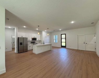 16090 Sw 35th Court Road - Photo Thumbnail 4