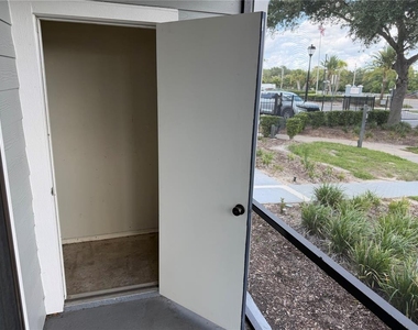 3772 Idlebrook Circle - Photo Thumbnail 15