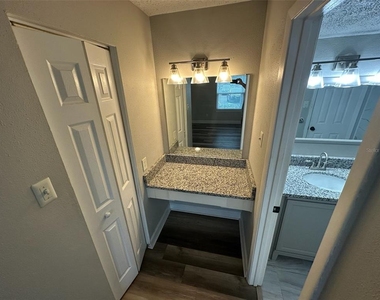 3772 Idlebrook Circle - Photo Thumbnail 9