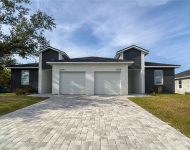 13228 Blytheville Avenue Avenue - Photo Thumbnail 3