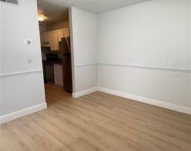 2342 Huntington Green Court - Photo Thumbnail 1