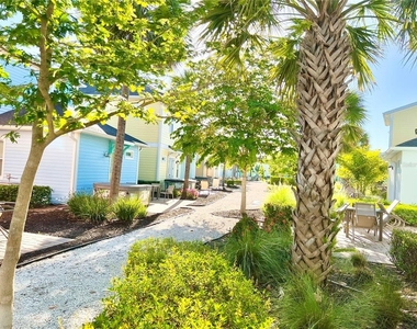8041 Lost Shaker Lane - Photo Thumbnail 20