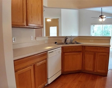 3842 Stonefield Drive - Photo Thumbnail 2