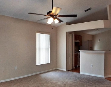 3842 Stonefield Drive - Photo Thumbnail 9