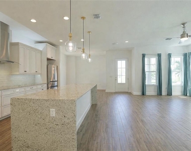 7038 Arnoldson Street - Photo Thumbnail 5