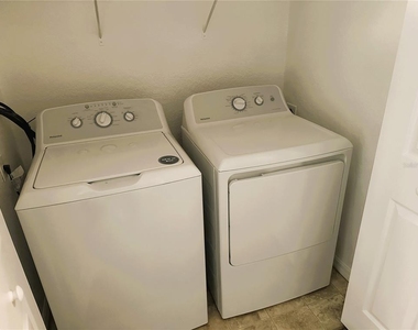 2525 Lancien Court - Photo Thumbnail 8