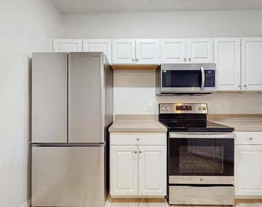 5578 Metrowest Boulevard - Photo Thumbnail 6
