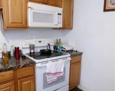 111 Ridge Avenue - Photo Thumbnail 4