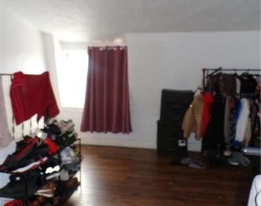 111 Ridge Avenue - Photo Thumbnail 13