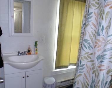 111 Ridge Avenue - Photo Thumbnail 9
