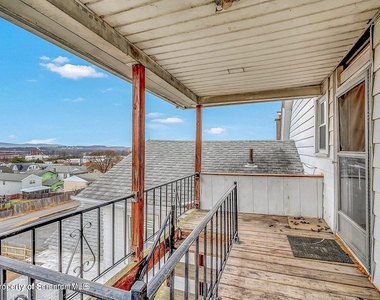402 Scott Street - Photo Thumbnail 10