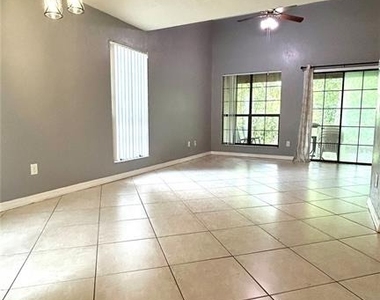 5855 Sw 8th Place - Photo Thumbnail 5