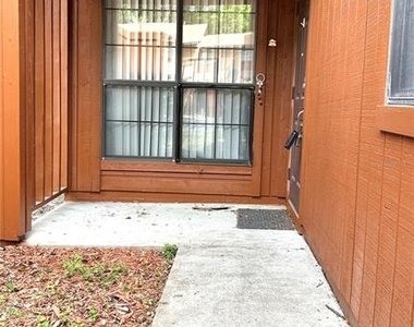 5855 Sw 8th Place - Photo Thumbnail 1