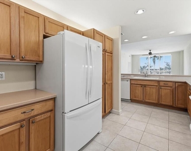 10045 Links Lane - Photo Thumbnail 6