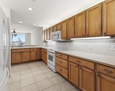 10045 Links Lane - Photo Thumbnail 5