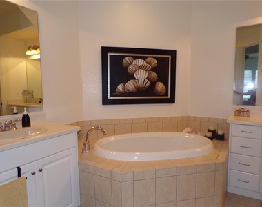 98 Vivante Boulevard - Photo Thumbnail 16