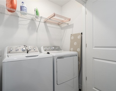 5953 Whetstone Court - Photo Thumbnail 11