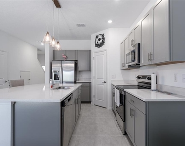 5953 Whetstone Court - Photo Thumbnail 8