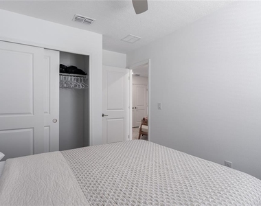 5953 Whetstone Court - Photo Thumbnail 18