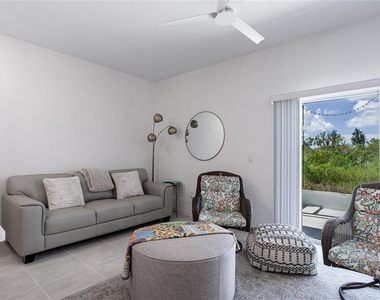 5953 Whetstone Court - Photo Thumbnail 4